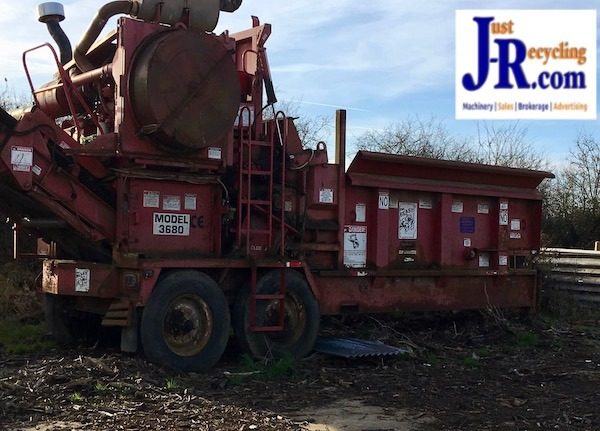 SOLD - Bandit Beast 36-80 Mobile Shredder Grinder