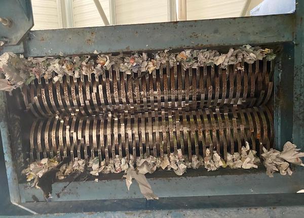 X SOLD Ulster AZ45 Waste Shredder