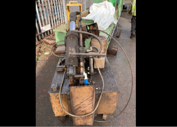 X SOLD Used JMC McIntyre 320 Alligator Shear