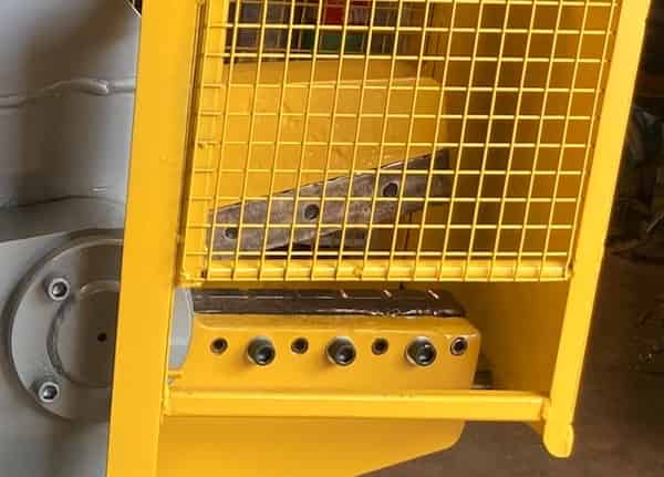 SOLD - Used Lindemann 300 Alligator Shear