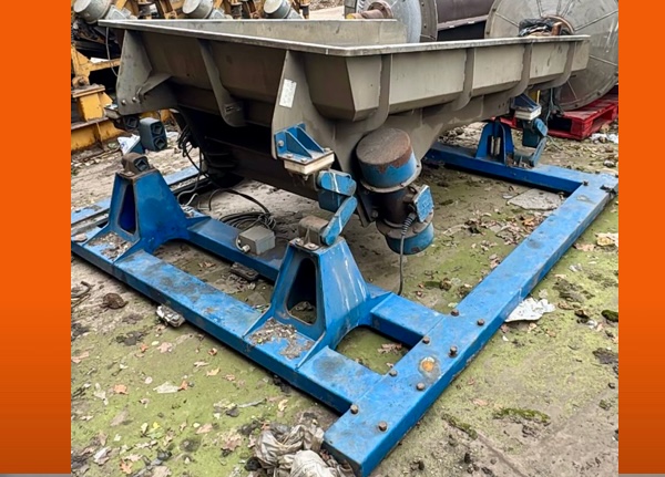 Vibrating Feeder Pan
