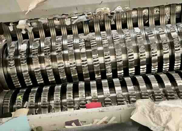Used INTIMUS 16-50 Confidential Shredder